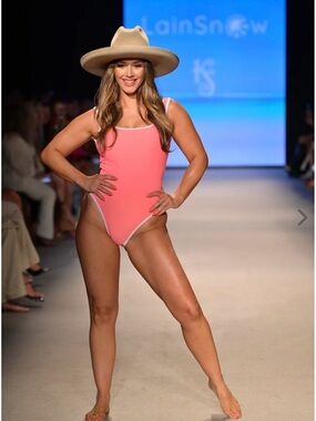 LainSnow Ocean Isle one piece